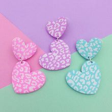 Load image into Gallery viewer, Pastel leopard print heart polymer clay stud earrings
