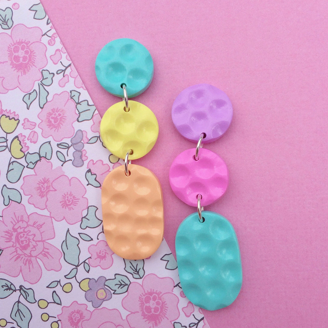 Rainbow textured circle and oval stud earrings