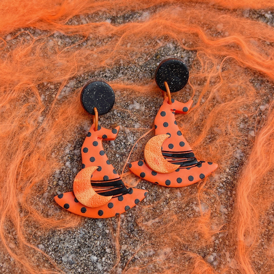 Orange and black witch hat polymer clay stud earrings